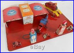 1940 Marx Pressed Steel Gull Electric Service Station Playset