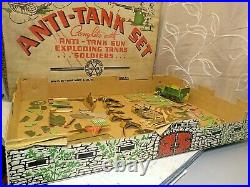 1940's MARX ANTI-TANK PLAY SET WITH BOX EXPLODING TANKS TARGETS AMMO AND GUN