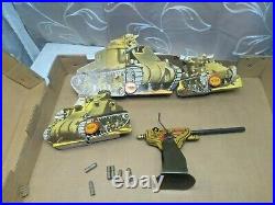 1940's MARX ANTI-TANK PLAY SET WITH BOX EXPLODING TANKS TARGETS AMMO AND GUN