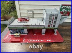1950 Marx Midtown Drive Through