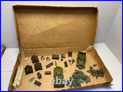 1950 Marx US Army & Air Force Forces Training Center withMilitary Men