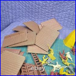 1950's Marx Fort Apache Stockade Play-set With Instructions Incomplete See Info