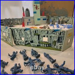 1950's Marx Tin Litho Tom Corbett Space Academy Playset # 7010 Atomic Box Instr
