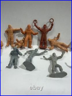 1950's Tom Corbett Marx Playset Space & Alien Figures Various Colors 23 Pieces