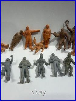 1950's Tom Corbett Marx Playset Space & Alien Figures Various Colors 23 Pieces