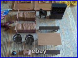 1951 MARX Fort Apache Stockade Playset #3609 99% Complete in C-6 Box