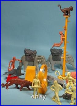 1952 Marx TV Super Circus 45+ Toy Playset Figures & Accessories Tin Sideshow