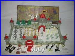 1956 Marx #4718 Robin Hood Castle Set in Box 54mm Figures