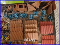 1957 MARX Rin Tin Tin Fort Apache Playset #3658 Tons Of Figures Included