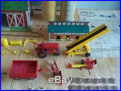 1958 MARX Farm Set #3948 99.6% complete in C-6 Box withInstructions