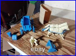 1959 Marx Blue Wagon withTan Top & driver Wagon Train Gunsmoke western playset