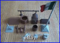 1960 MARX Alamo Playset #3543 near complete in C-7 Box with5 firing cannons