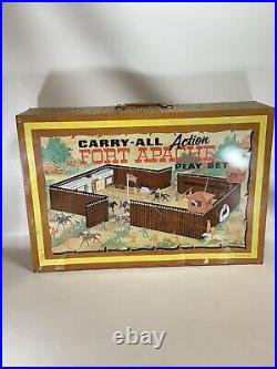 1960s MARX CARRY-ALL ACTION FORT APACHE PLAY SET #4685 w SOLDIERS INDIANS HORSES