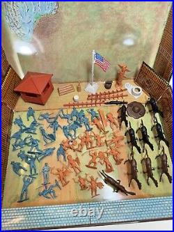 1960s MARX CARRY-ALL ACTION FORT APACHE PLAY SET #4685 w SOLDIERS INDIANS HORSES