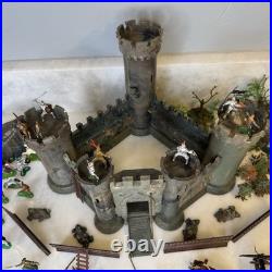 1960s MARX KNIGHTS AND VIKINGS MINIATURE PLAYSET READ