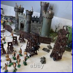1960s MARX KNIGHTS AND VIKINGS MINIATURE PLAYSET READ