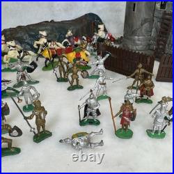 1960s MARX KNIGHTS AND VIKINGS MINIATURE PLAYSET READ