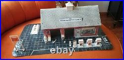 1960s MARX TIN LITHO SERVICE COLONIAL GAS STATION