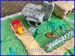 1961 Marx Flintstones Bedrock Playset Complete / No Box New Old Store Stock