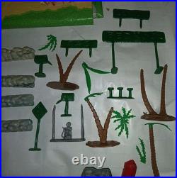 1961 Marx Flintstones Play Set Original Bedrock Play Set 4672 Incomplete