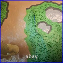 1962 MARX THE FLINTSTONES PLAY SET #4672 with plastic mat town of bedrock