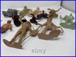 1964 Louis Marx 6 Viking Cowboy Indian Mediaeval Night Russian Soldier Lot 14x