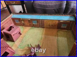 1968 Marx Fort Apache Carry-All Playset Complete withextra 54mm Figures very nice 1968 Marx Fort Apache Carry-All Playset Complete withextra 54mm Figures very nice