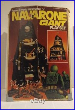 1977 NAVARONE PLAY SET BY Marx Plus extras! See pics