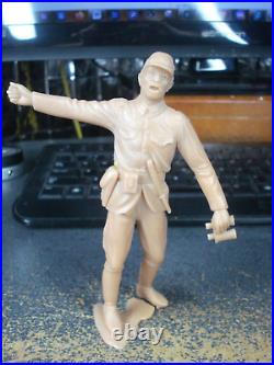 5 Vintage 1963 Louis Marx Co Toy Tan Japanese Soldier Figures lot 6 WWII RARE