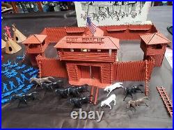 54mm (1/32) Marx Fort Apache Rare Entry Gate