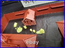 54mm (1/32) Marx Fort Apache Rare Entry Gate