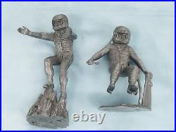8-Vintage 1962 Marx Moon Base Playset Silver Astronaut Figures 6 Poses Shelf E2