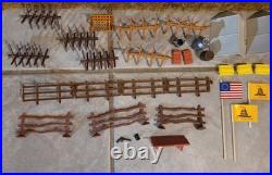 American Revolution Playset/Figures 1/32 54 mm Cannons, Redoubt. Marx Compatible