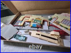 COMPLETE SET Antique 1950s Tin Litho Garage with Cars Toys service center MARX