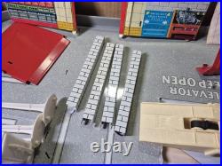 COMPLETE SET Antique 1950s Tin Litho Garage with Cars Toys service center MARX