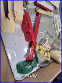 COMPLETE SET Antique 1950s Tin Litho Garage with Cars Toys service center MARX