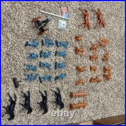 Carry All Fort Apache 4685 Tin Action Playset Marx 1968 Incomplete