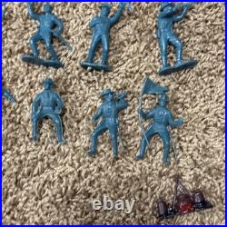 Carry All Fort Apache 4685 Tin Action Playset Marx 1968 Incomplete