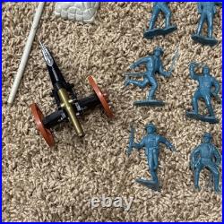 Carry All Fort Apache 4685 Tin Action Playset Marx 1968 Incomplete