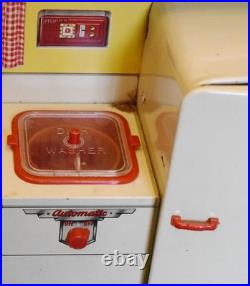 Circa 1950's Louis Marx Tin Litho Modern Kitchen Pretty Maid Play Set W Orig Box