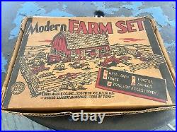 Classic Vintage Marx Modern Farm Set c1960 vintage original box partial set B