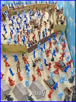 Deluxe Marx Recast Alamo Playset 346 pieces with Marx litho Alamo fort