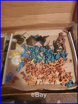 FORT APACHE PLAYSET VINTAGE # 3681 MARX TOYS with ORIGINAL BOX