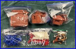 Fort Apache Western 200 Piece Playset 4502. Great Condition. All Original Parts