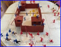 Fort Apache Western 200 Piece Playset 4502. Great Condition. All Original Parts