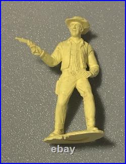 Gunsmoke Matt Dillon Vintage Marx CBS 1960s Cream Plastic Figure Oval Base 62mm