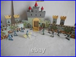 HTF 1950's Marx Medieval High Wall Castle Playset No Box Near Complete Ex