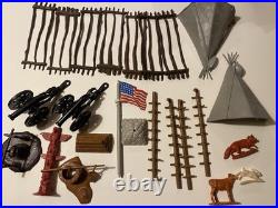 HUGE 278 pieces Vintage 1960's MARX FORT APACHE PLAYSET #3680 many extras