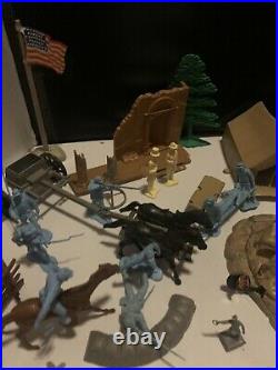 HUGE Vintage 1950s Marx Civil War Battle Of The Blue & Gray Playset Lot