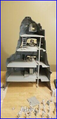 IWO JIMA GIANT PLAY SET BY MARX w BOX INSTRUCTIONS Missing parts & extra Parts